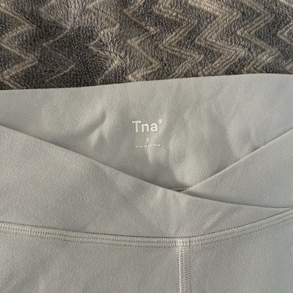 Aritzia Women’s Leggings S - Picture 3 of 3